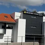 Pensión Tires São Domingos de Rana