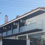 Pensión Tires 3*